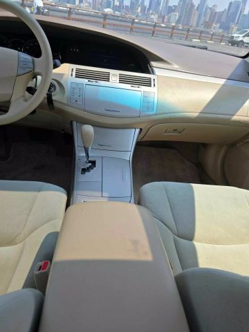 2010 Toyota Avalon Xls Sedan 4d - Image 21
