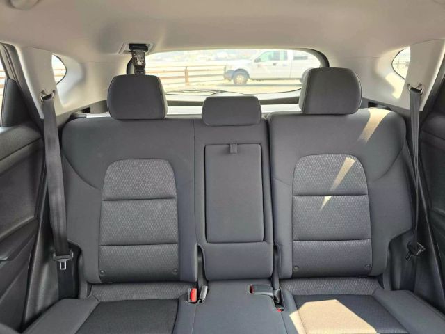 2017 Hyundai Tucson Se Sport Utility 4d - Image 22
