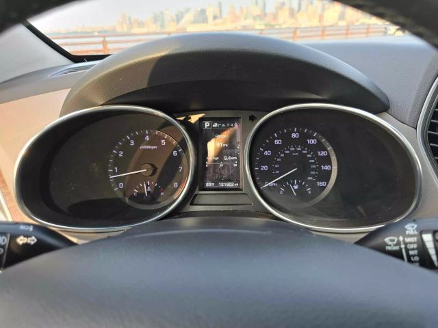 2017 Hyundai Santa Fe Se Ultimate Sport Utility 4d - Image 32