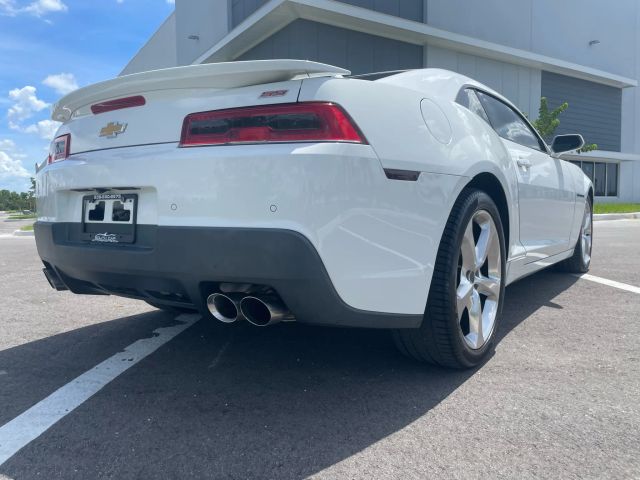 2015 Chevrolet Camaro - Image 14