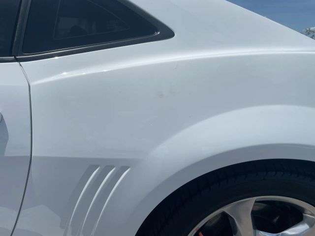 2015 Chevrolet Camaro - Image 34