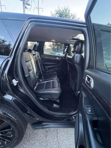 2012 Jeep Grand Cherokee Laredo Sport Utility 4d - Image 13