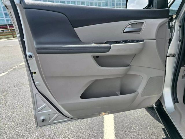 2012 Honda Odyssey Lx Minivan 4d - Image 35
