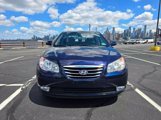 2010 Hyundai Elantra Gls Sedan 4d - Image 2