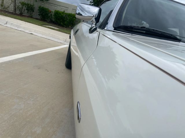 1992 Jaguar Xj - Image 4