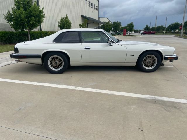 1992 Jaguar Xj - Image 7