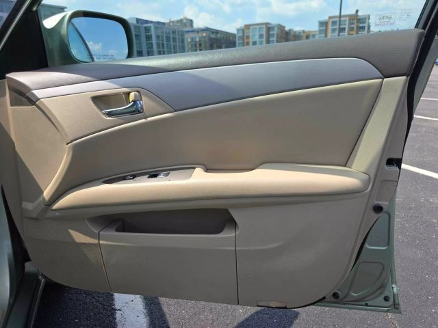 2010 Toyota Avalon Xls Sedan 4d - Image 31