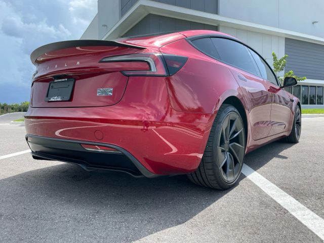 2024 Tesla Model 3 - Image 14