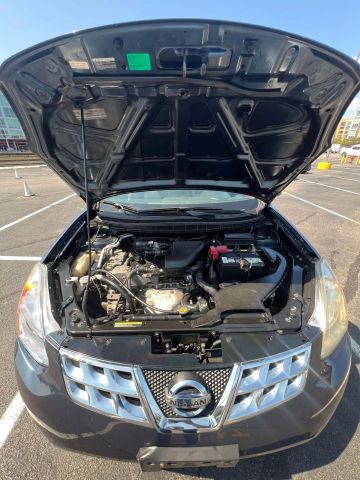 2013 Nissan Rogue Sv Sport Utility 4d - Image 33