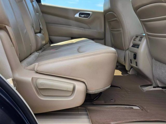 2013 Nissan Pathfinder Sl Sport Utility 4d - Image 39