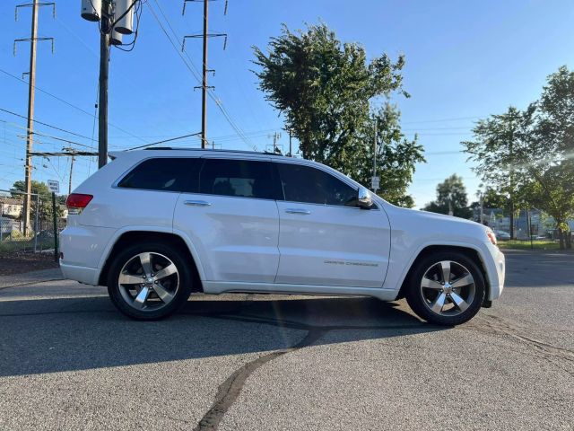 2014 Jeep Grand Cherokee Overland Sport Utility 4d - Image 6
