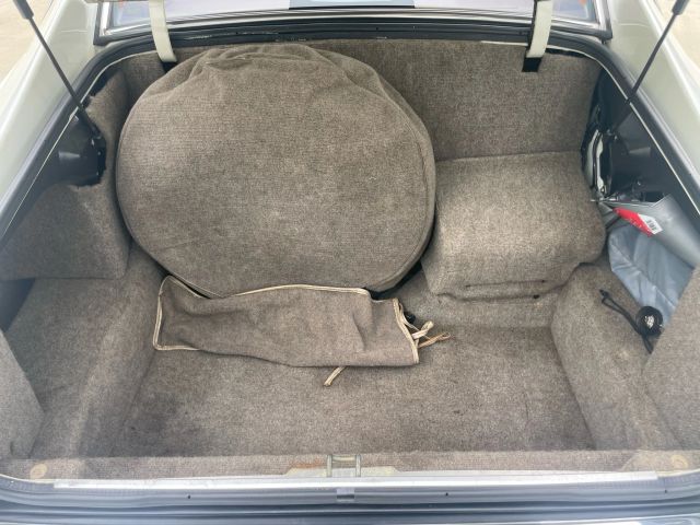 1992 Jaguar Xj - Image 67