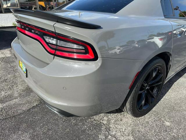 2018 Dodge Charger Sxt Plus Sedan 4d - Image 12