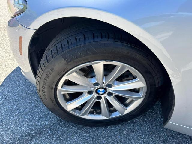 2014 BMW 5 Series 528i photo 10