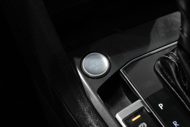 2021 Volkswagen Tiguan Se 4motion Sport Utility 4d - Image 20