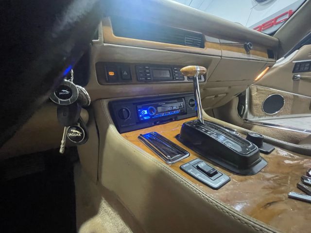 1992 Jaguar Xj - Image 89