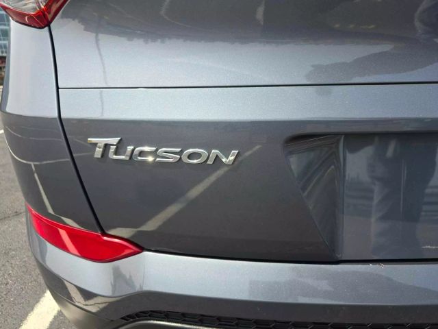 2017 Hyundai Tucson Se Sport Utility 4d - Image 34