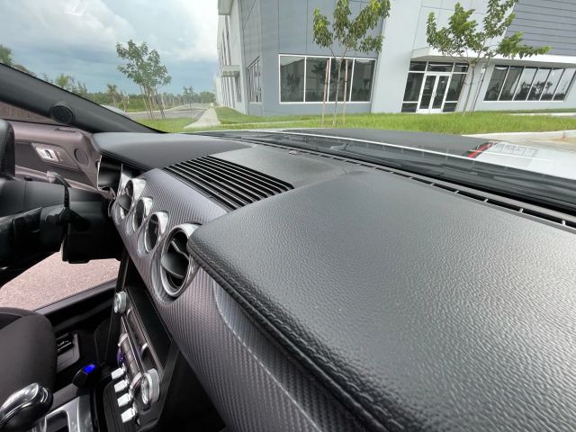 2021 Ford Mustang - Image 101