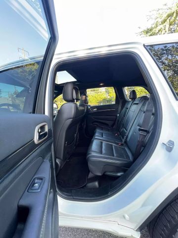 2014 Jeep Grand Cherokee Overland Sport Utility 4d - Image 11