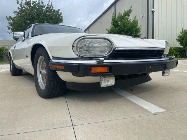 1992 Jaguar Xj - Image 1