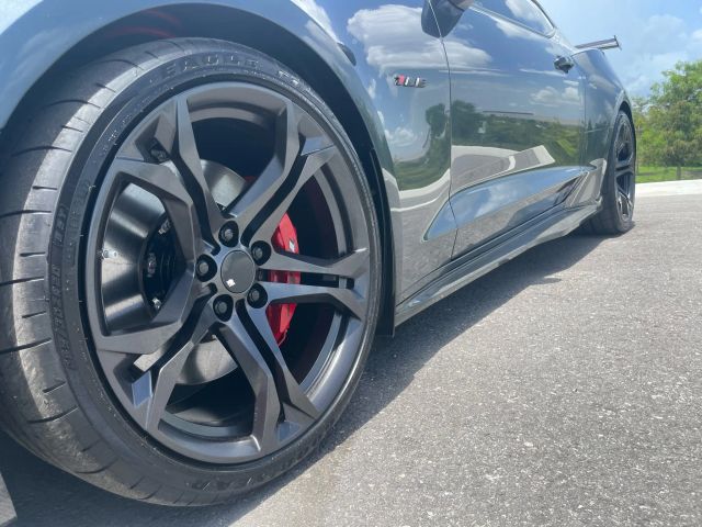 2023 Chevrolet Camaro - Image 45