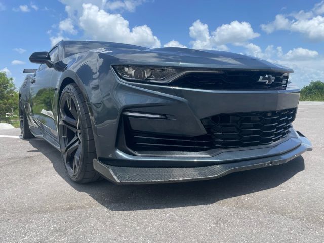 2023 Chevrolet Camaro - Image 2