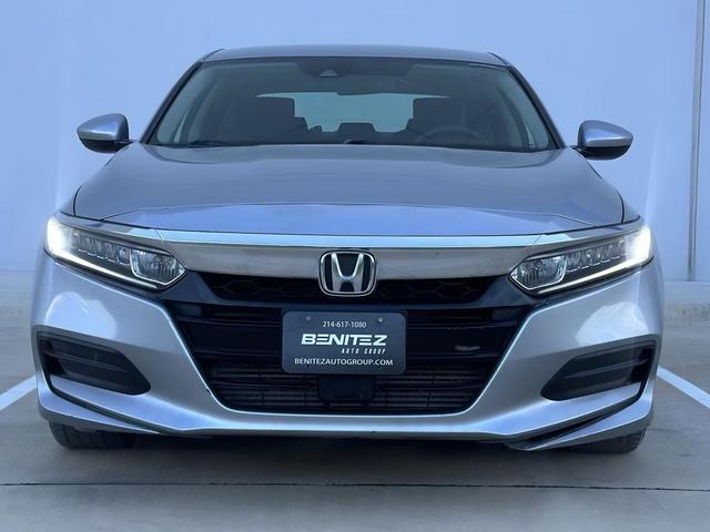 2018 Honda Accord LX photo 4