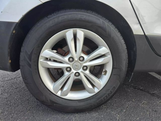 2011 Hyundai Tucson Gls Sport Utility 4d - Image 39