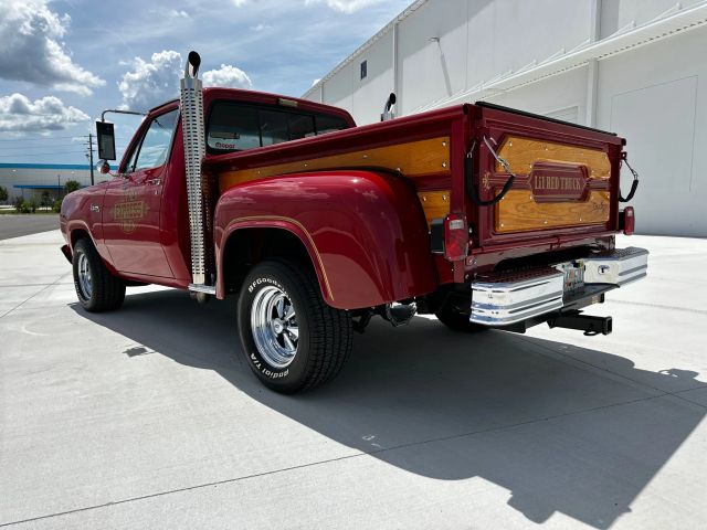 1979 Dodge Tradesman - Image 5