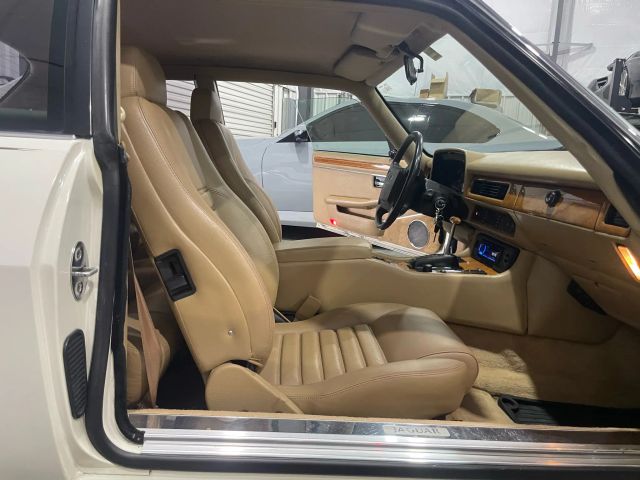 1992 Jaguar Xj - Image 95