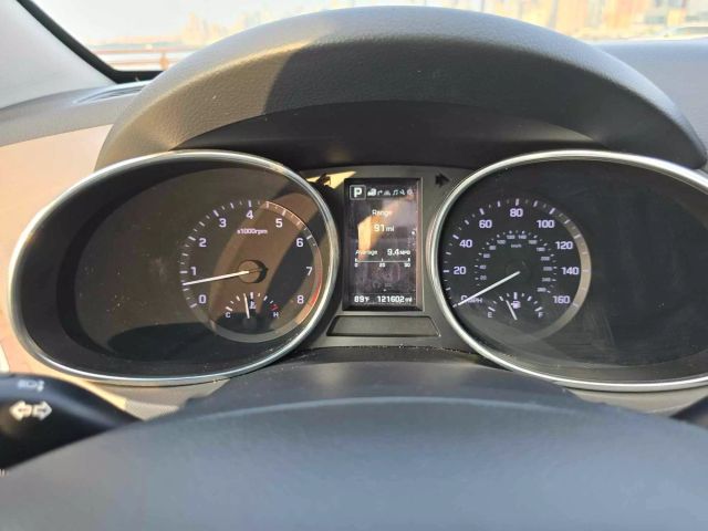 2017 Hyundai Santa Fe Se Ultimate Sport Utility 4d - Image 36