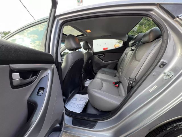 2014 Hyundai Elantra Sport Sedan 4d - Image 11