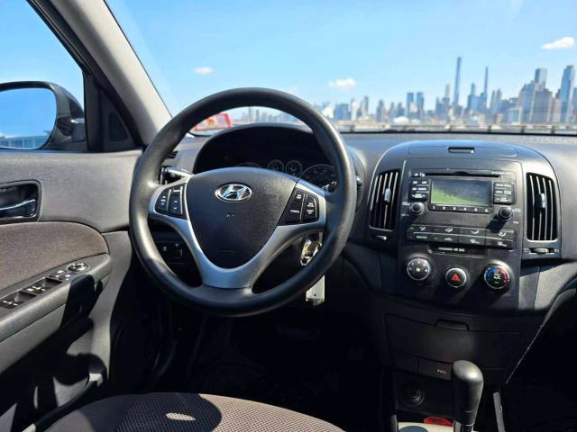 2011 Hyundai Elantra Touring Gls Wagon 4d - Image 21
