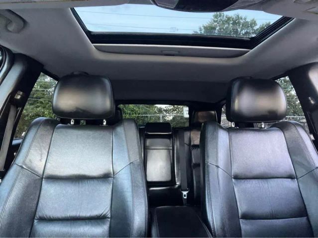 2012 Jeep Grand Cherokee Laredo Sport Utility 4d - Image 15