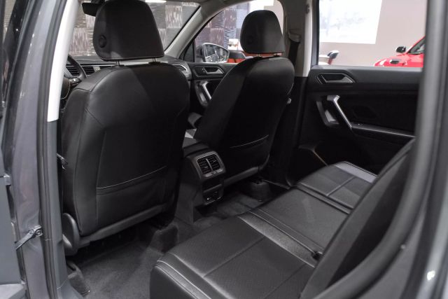 2021 Volkswagen Tiguan Se 4motion Sport Utility 4d - Image 39