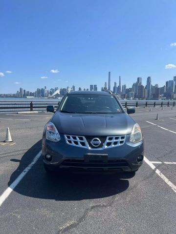2013 Nissan Rogue Sv Sport Utility 4d - Image 4