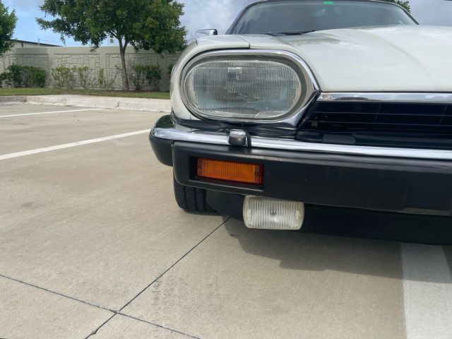 1992 Jaguar Xj - Image 48