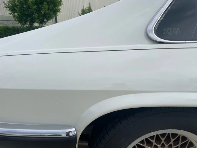 1992 Jaguar Xj - Image 12