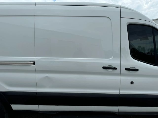 2019 Ford Transit 250 Van - Image 9