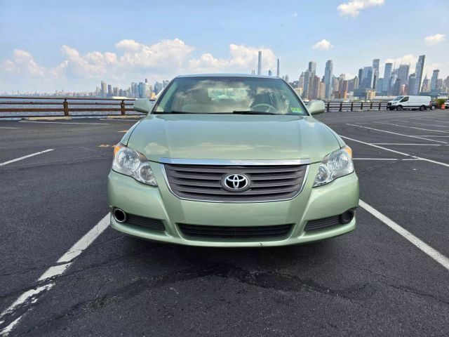 2010 Toyota Avalon Xls Sedan 4d - Image 2