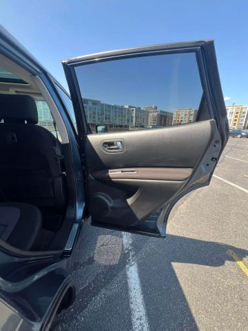 2013 Nissan Rogue Sv Sport Utility 4d - Image 37