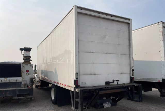 2019 Freightliner M106 - Image 2