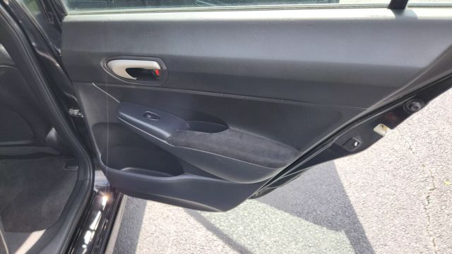 2010 Honda Civic - Image 12