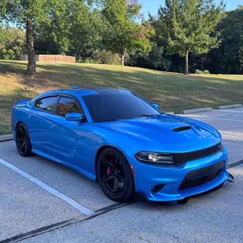 2018 Dodge Charger - Image 1