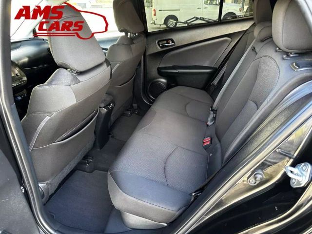 2019 Toyota Prius - Image 13