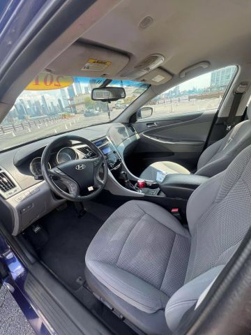 2013 Hyundai Sonata Gls Sedan 4d - Image 10