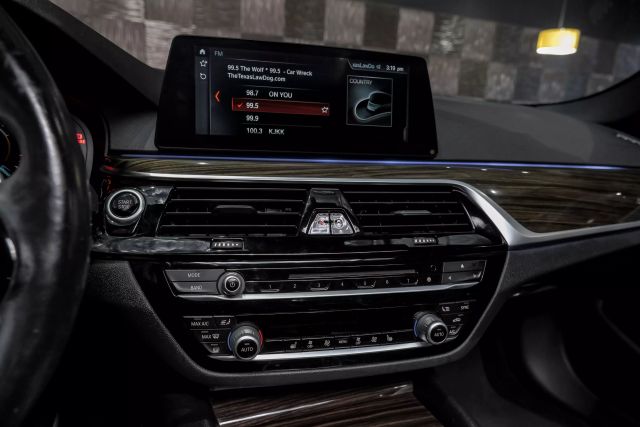 2018 Bmw 5 Series 530e Xdrive Iperformance Sedan 4d - Image 26