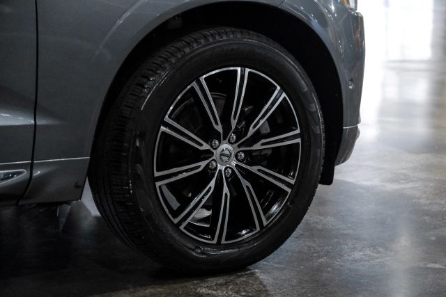 2018 Volvo Xc60 T5 Inscription Sport Utility 4d - Image 56