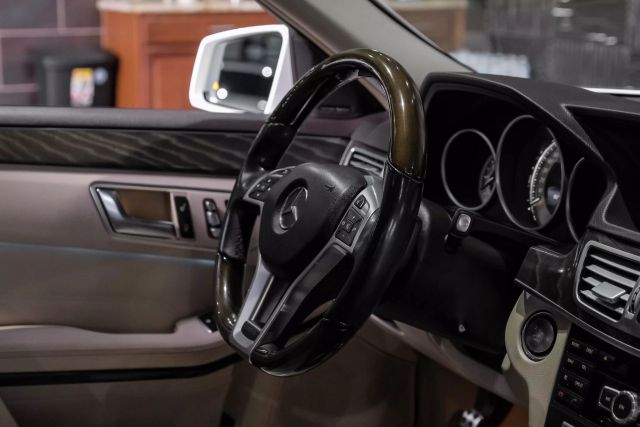 2015 Mercedes-benz E-class E 350 Sedan 4d - Image 16