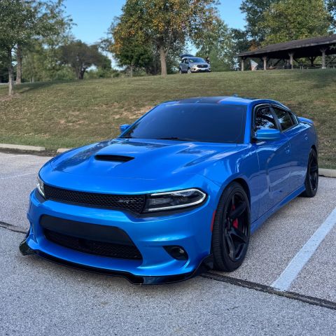 2018 Dodge Charger - Image 3